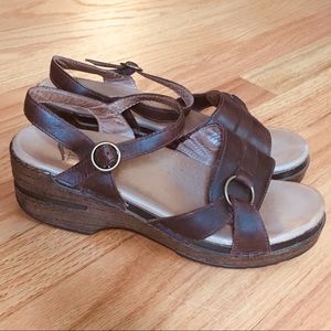 Dansko Brown Leather Clog Sandals sz 38 US 7.5-8